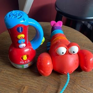 Vtech spin& learn flashlight and B.Toy pull along lobster. Bundle of 2 toys.